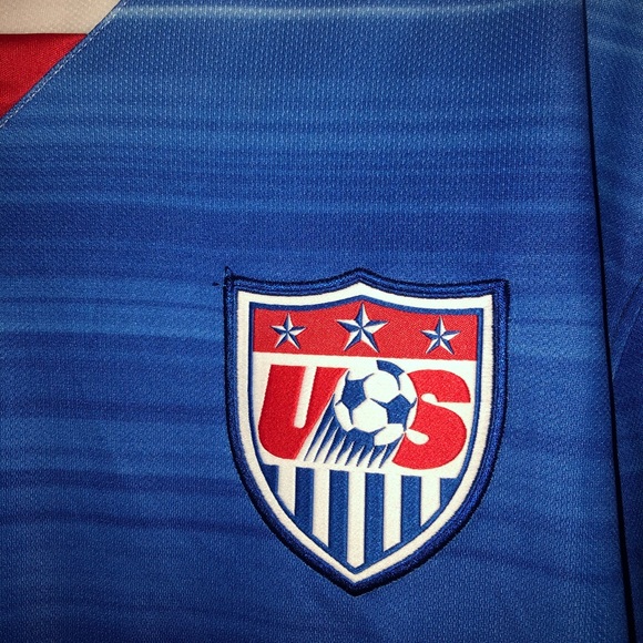 USA Women’s Soccer Nike Jersey - Picture 3 of 5